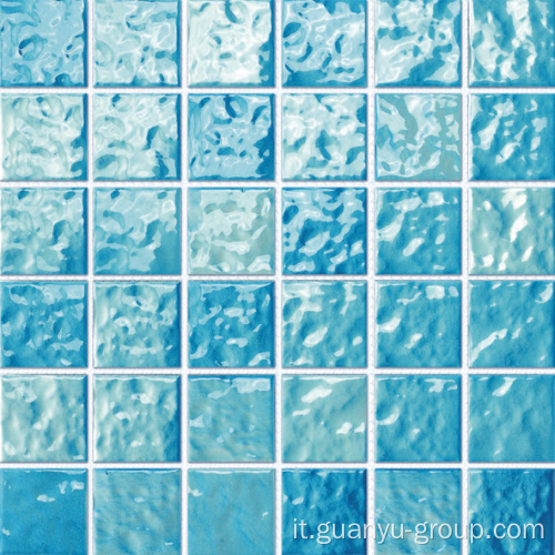 Gres porcellanato viola superficie accidentata piscina mosaico